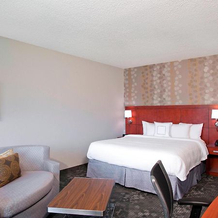 Courtyard By Marriott Charlotte Ballantyne Esterno foto