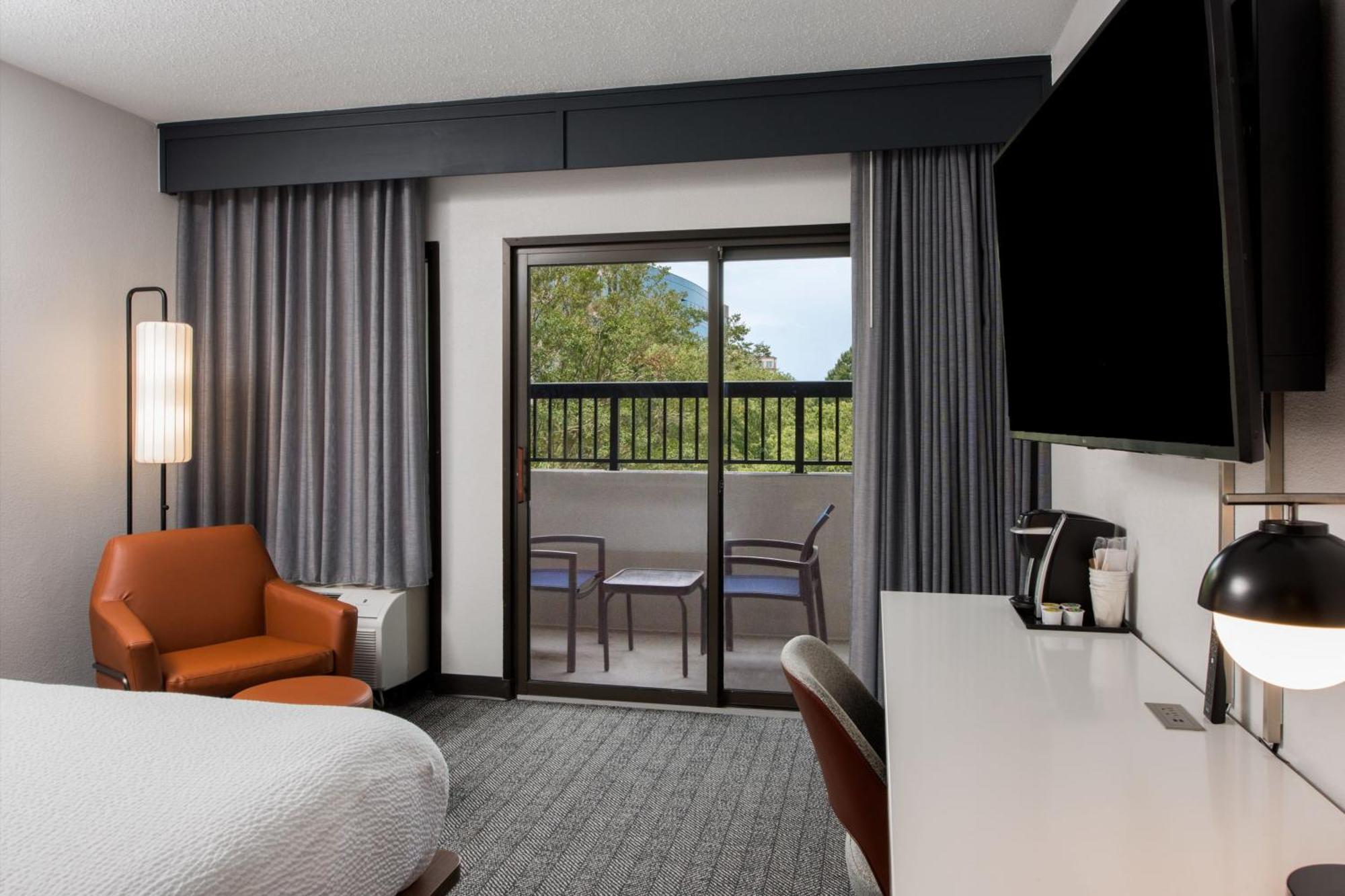 Courtyard By Marriott Charlotte Ballantyne Esterno foto