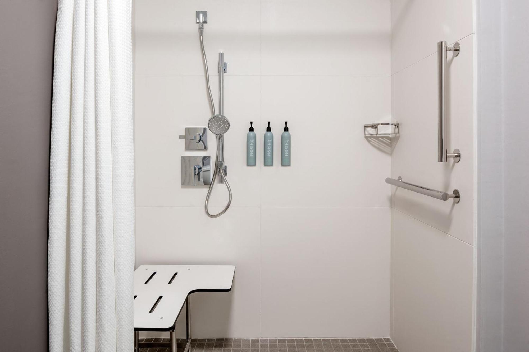 Courtyard By Marriott Charlotte Ballantyne Esterno foto